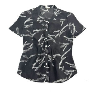 Anthropologie Vasia blouse XS  black and white short sleeve feather button top